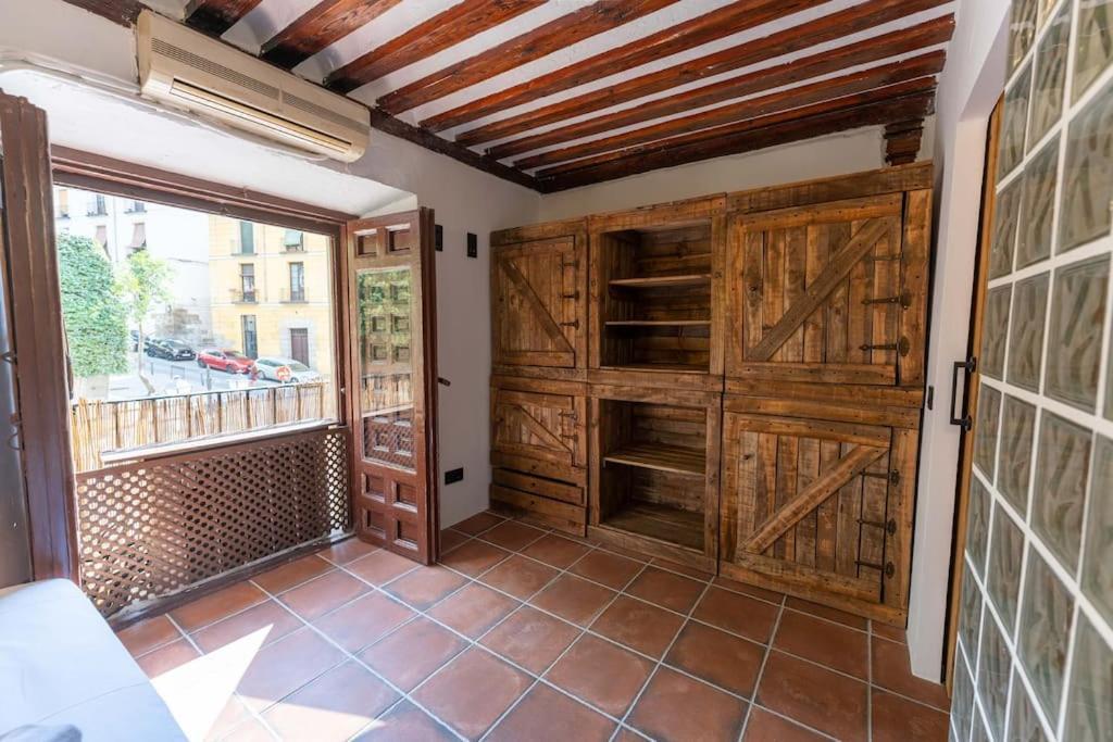 Encantador Apartamento En Calle Segovia Madrid Exterior photo